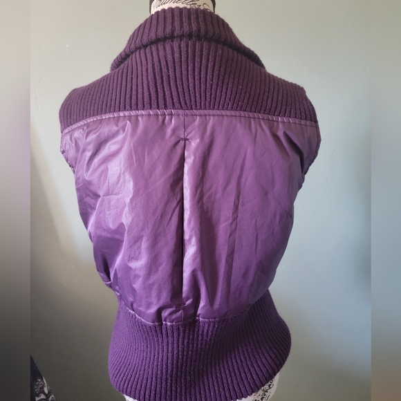 Ashley by 26 sleeveless jacket in purple. XL - Picture 4 of 7